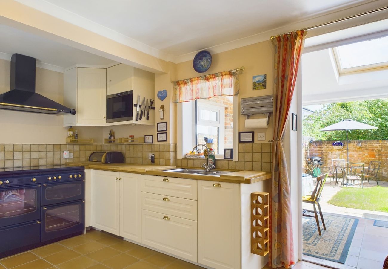 Pet-Friendly Holiday Home, Ryde, Isle of Wight