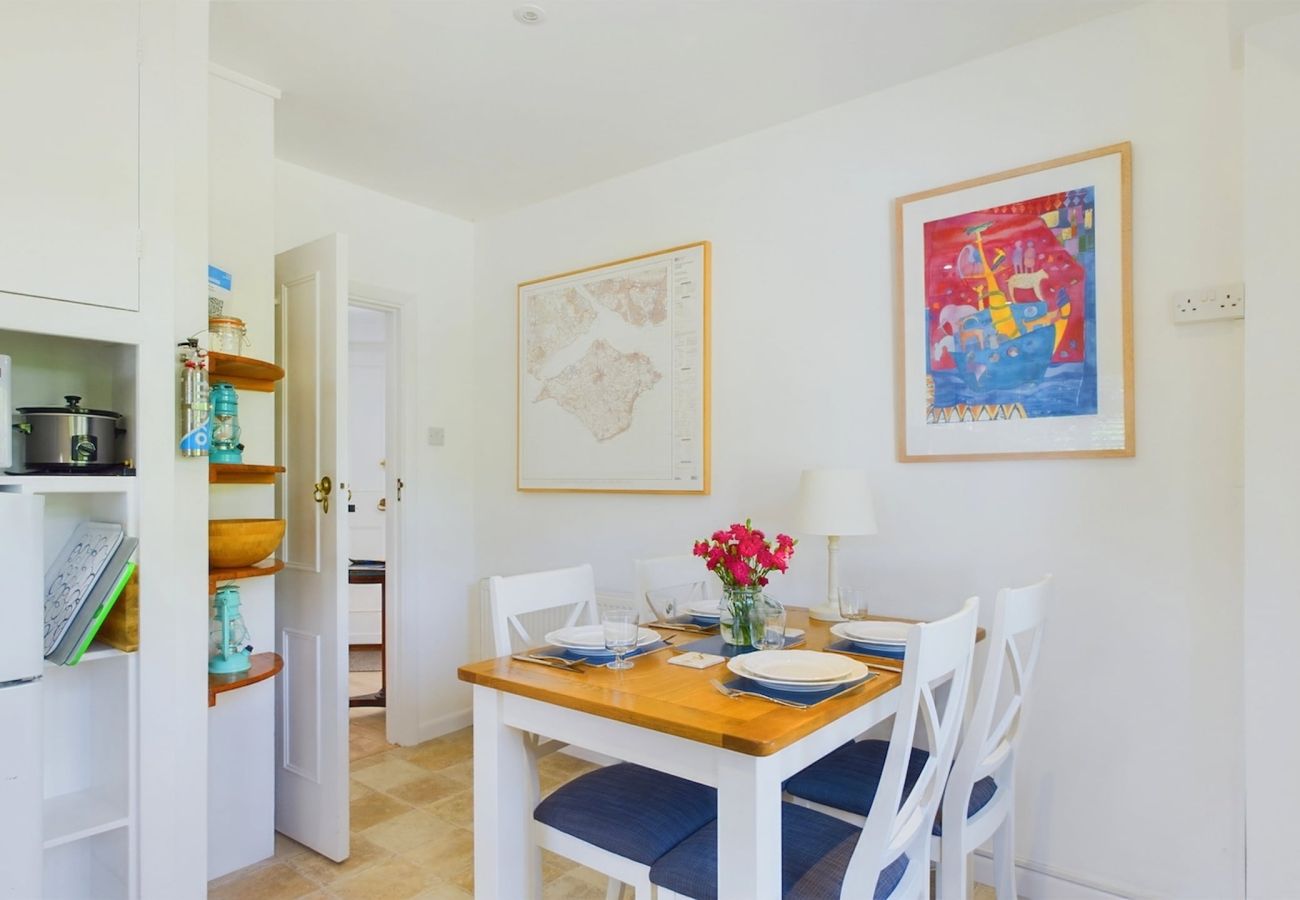 Self-catering dog friendly bungalow, Bembridge, Isle of Wight