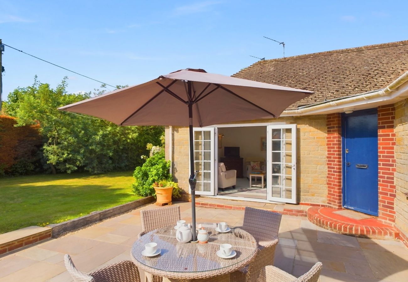 Self catering coastal holiday bungalow Isle of Wight
