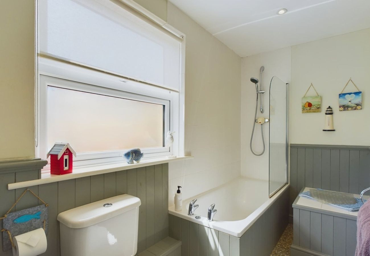 Coastal Dog Friendly Holiday Home, Cowes, Isle of Wight