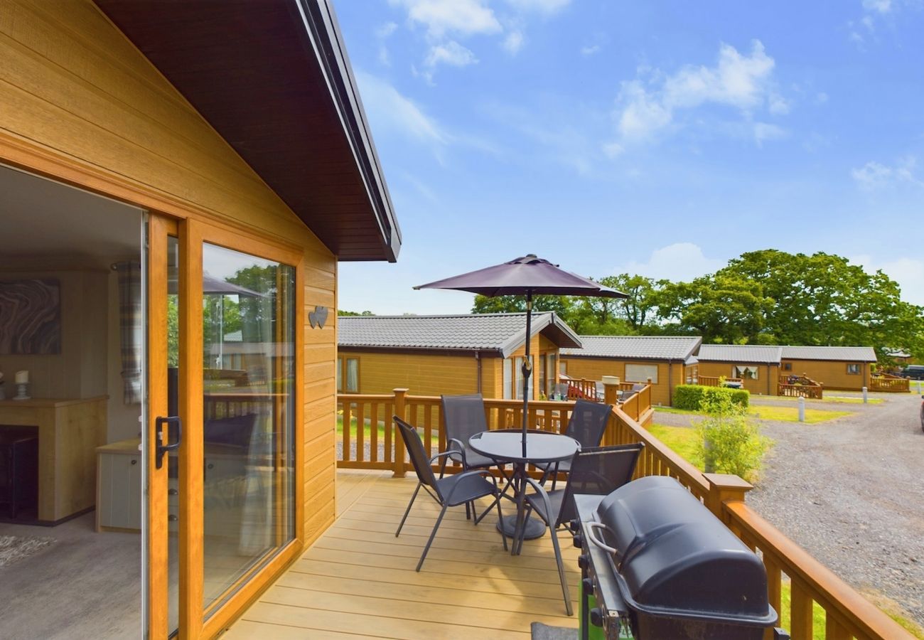 Dog friendly holiday lodge, Roebeck Country Park, Isle of Wight